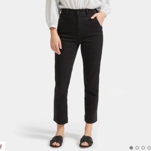 Everlane The Slim Leg Crop in Washed Black • size 0